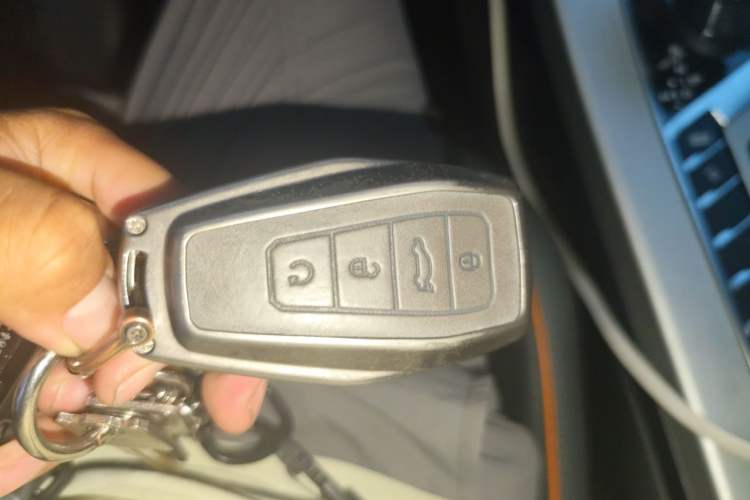 Used Geely Auto Coolray 2023 1.5T DCT Platinum Edition Vehicle Key