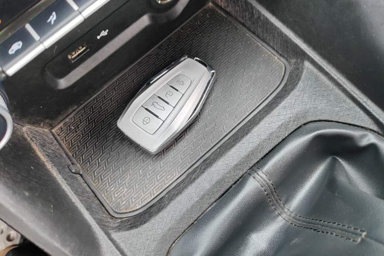 Used Geely Auto Coolray 2023 1.4T Manual Gold Edition Vehicle Key