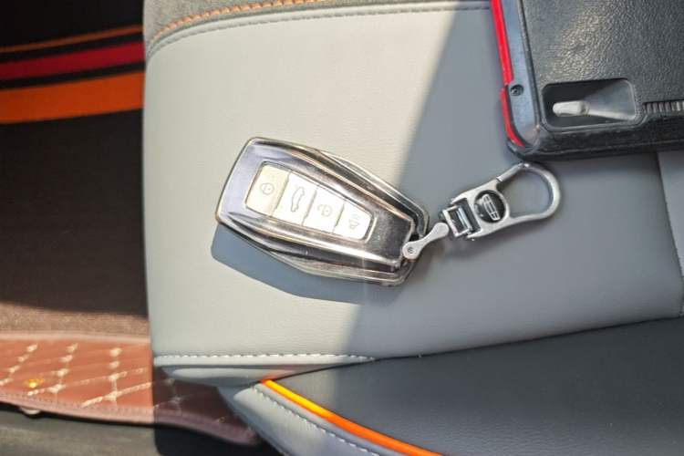 Used Geely Auto Coolray 2023 1.4T Manual Gold Edition Vehicle Key