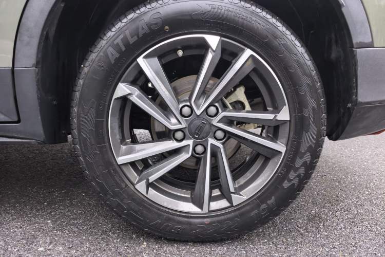Used Geely Auto Coolray 2023 1.5T DCT Platinum Edition Exterior 7