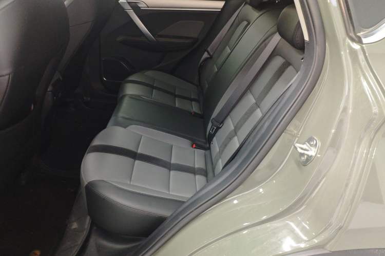 Used Geely Auto Coolray 2023 1.5T DCT Platinum Edition Left Rear Seat