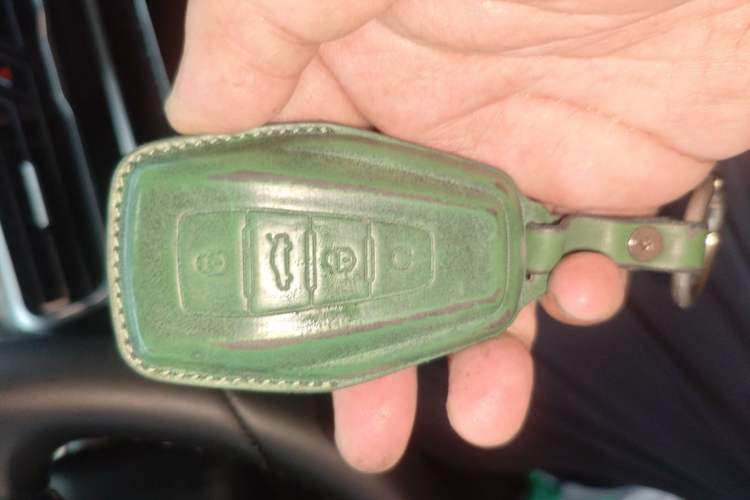 Used Geely Auto Coolray 2023 1.5T DCT Platinum Edition Vehicle Key