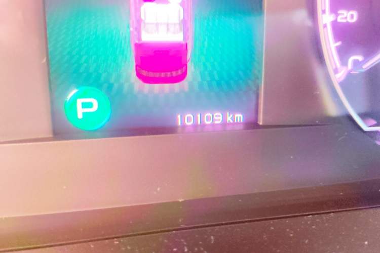 Used Geely Auto Coolray 2023 1.5T DCT Platinum Edition Odometer Close Up