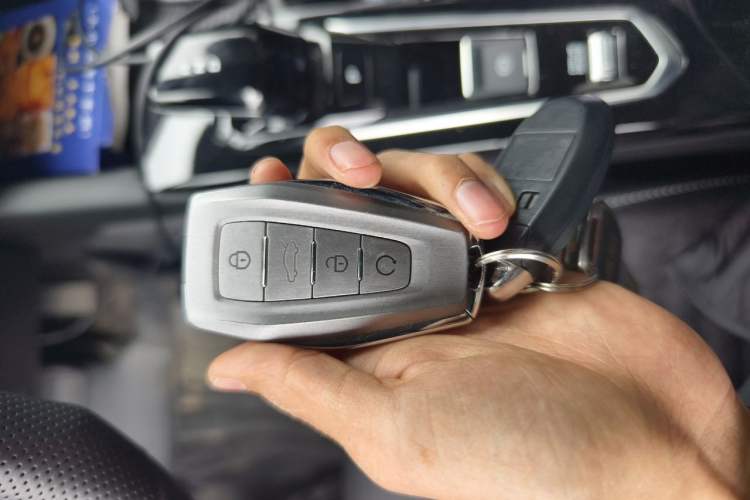 Used Geely Auto Coolray 2023 Bin Yue COOL 1.5TD DCT Champion Edition Vehicle Key