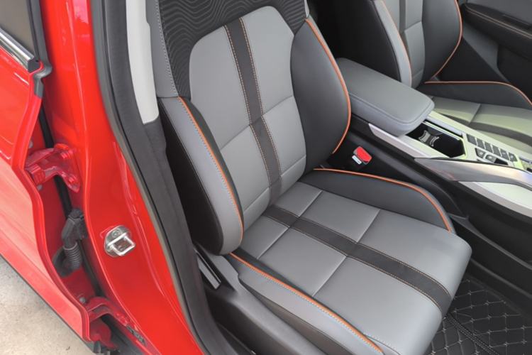 Used Geely Auto Coolray 2023 1.5T DCT Platinum Edition Right Front Seat
