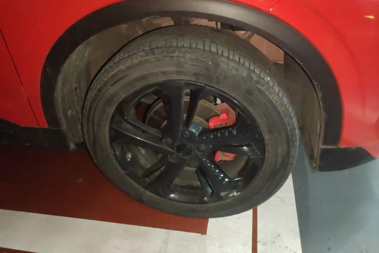 Used Geely Auto Coolray 2023 Bin Yue COOL 1.5TD DCT Champion Edition Right Front Wheel Hub