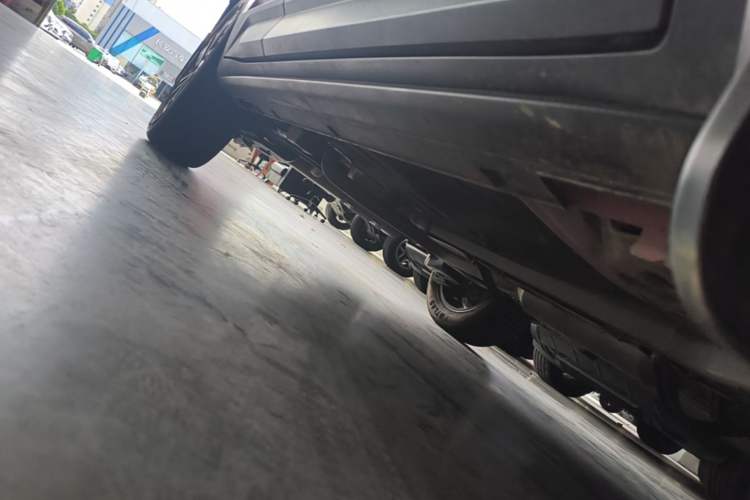 Used Geely Auto Coolray 2023 1.5T DCT Platinum Edition Right Side Sill