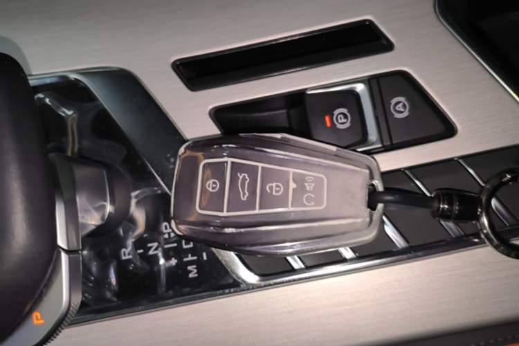 Used Geely Auto Coolray 2023 1.5T DCT Platinum Edition Vehicle Key