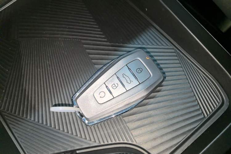 Used Geely Auto Coolray 2023 Bin Yue COOL 1.5TD DCT Champion Edition Vehicle Key