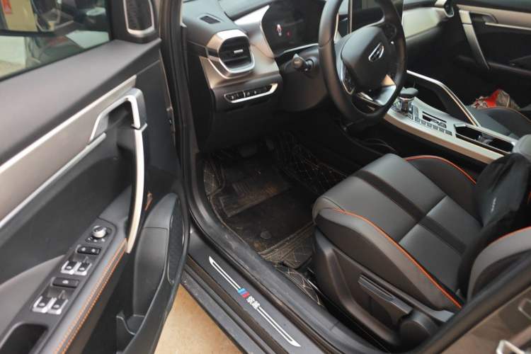Used Geely Auto Coolray 2023 1.5T DCT Diamond Edition Driver Seat