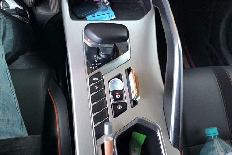 Used Geely Auto Coolray 2023 1.5T DCT Platinum Edition Gear Lever