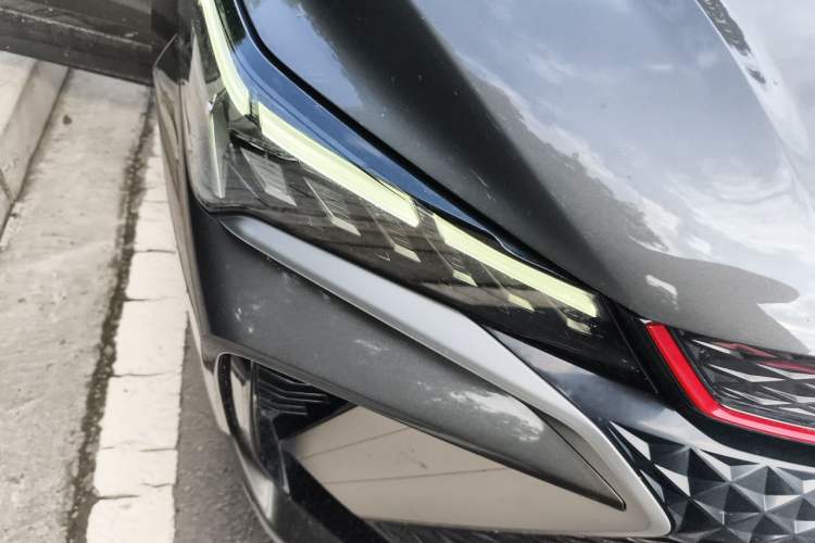 Used Geely Auto Coolray 2023 Bin Yue COOL 1.5TD DCT Champion Edition Right Front Headlight