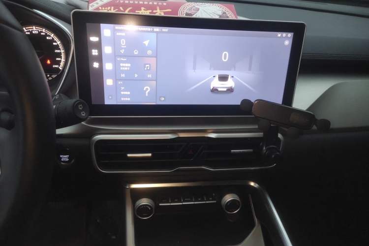 Used Geely Auto Coolray 2023 1.5T DCT Platinum Edition Audio And AC Panel
