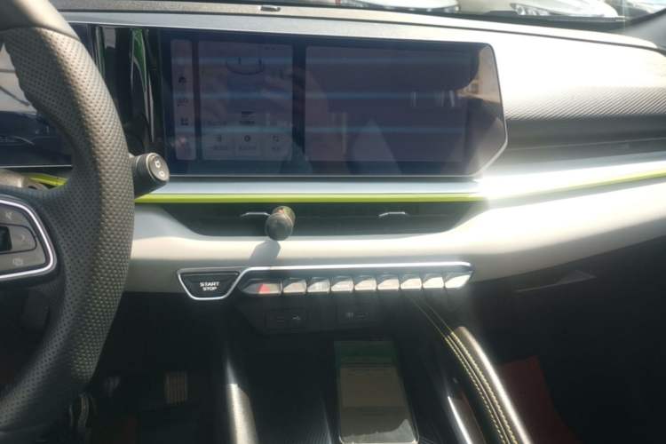 Used Geely Auto Coolray 2023 Bin Yue COOL 1.5TD DCT Champion Edition Audio And AC Panel