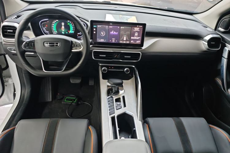 Used Geely Auto Coolray 2023 1.5T DCT Diamond Edition Center Console