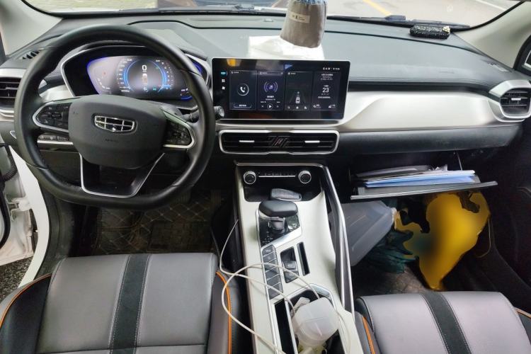 Used Geely Auto Coolray 2023 1.5T DCT Diamond Edition Center Console