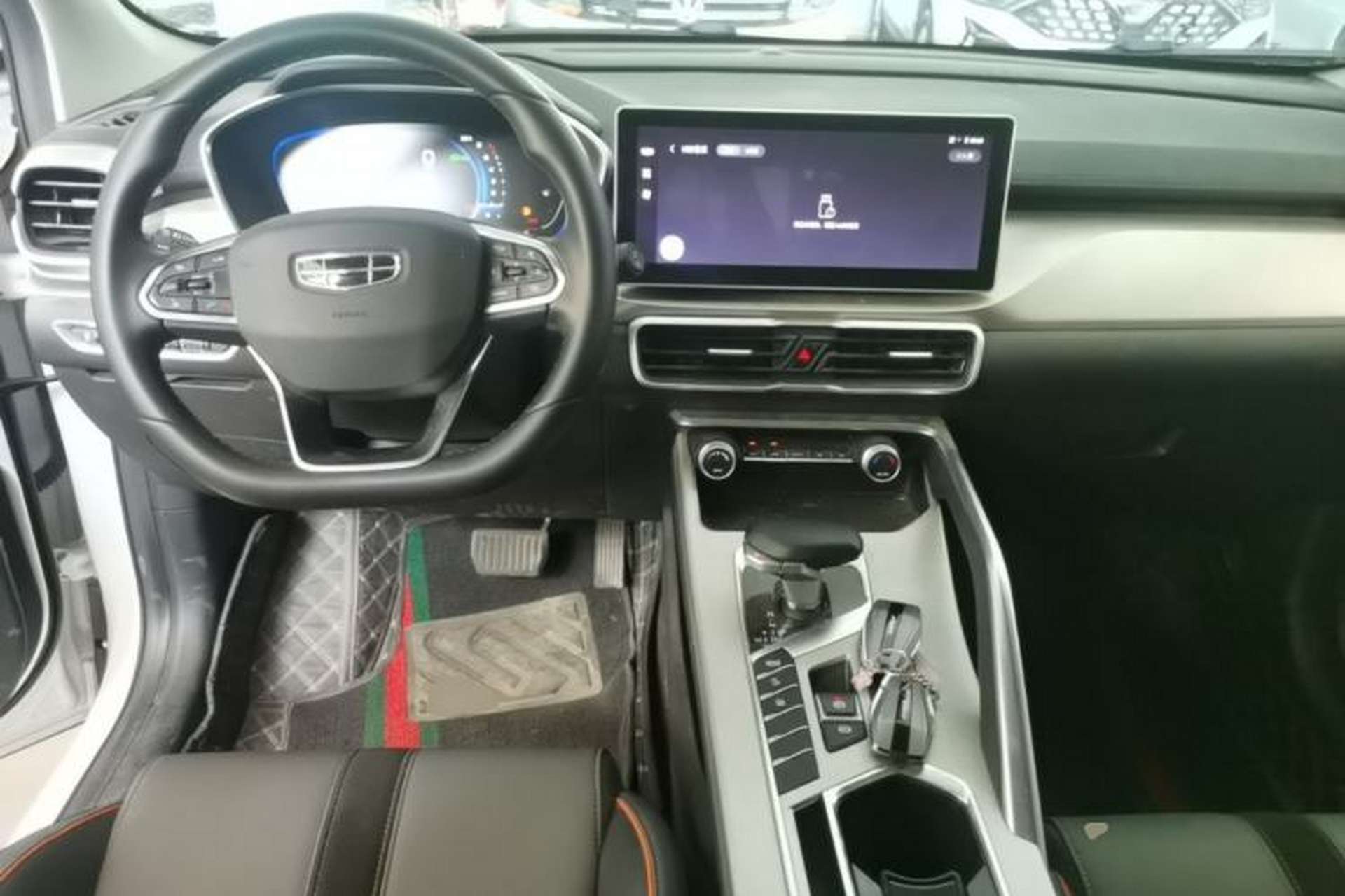 Used Geely Auto Coolray 2023 1.5T DCT Diamond Edition Center Console