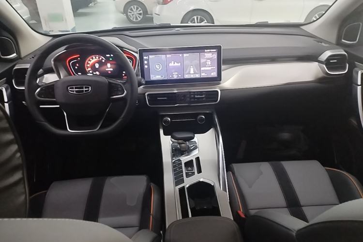 Used Geely Auto Coolray 2023 1.5T DCT Diamond Edition Center Console