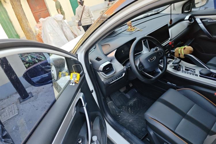 Used Geely Auto Coolray 2023 1.5T DCT Diamond Edition Driver Seat