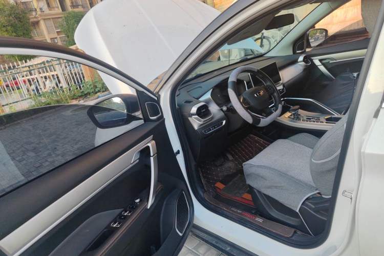 Used Geely Auto Coolray 2023 1.5T DCT Diamond Edition Driver Seat