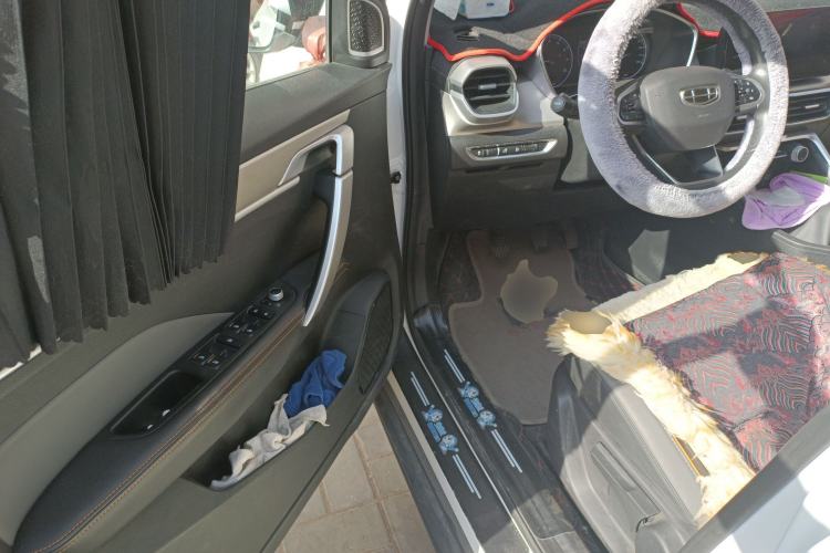 Used Geely Auto Coolray 2023 1.4T Manual Gold Edition Driver Seat