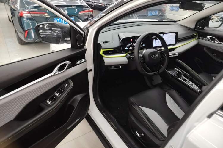 Used Geely Auto Coolray 2023 Bin Yue COOL 1.5TD DCT Champion Edition Driver Seat
