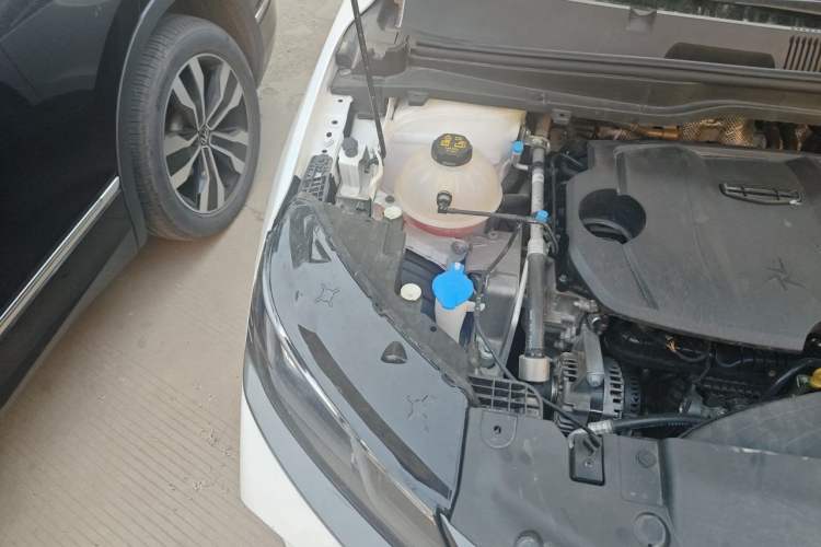 Used Geely Auto Coolray 2023 1.5T DCT Diamond Edition Engine Bay Right