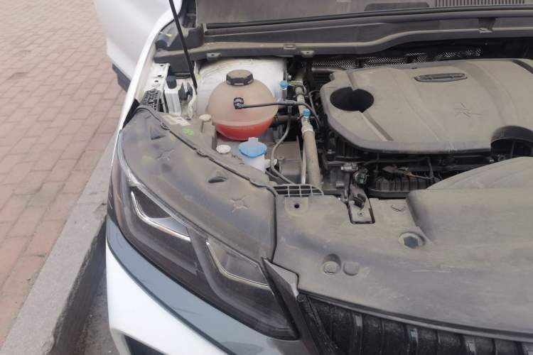 Used Geely Auto Coolray 2023 1.5T DCT Platinum Edition Engine Bay Right