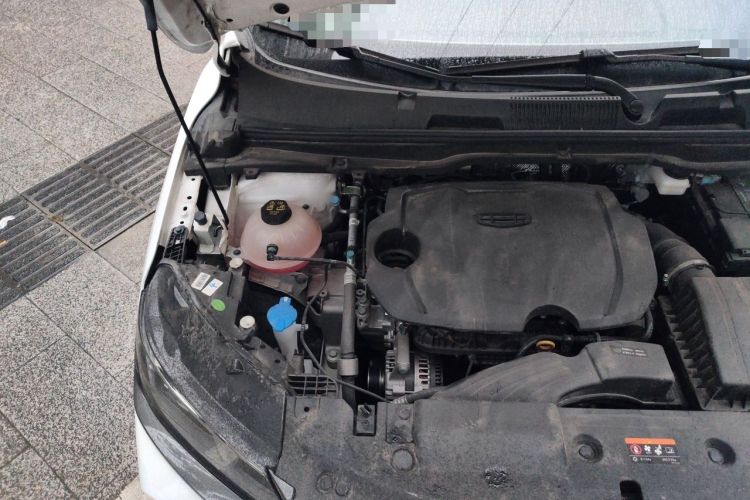 Used Geely Auto Coolray 2023 1.5T DCT Platinum Edition Engine Bay Right