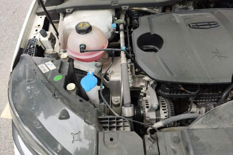 Used Geely Auto Coolray 2023 1.5T DCT Diamond Edition Engine Bay Right