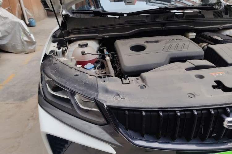 Used Geely Auto Coolray 2023 1.4T Manual Gold Edition Engine Bay Right