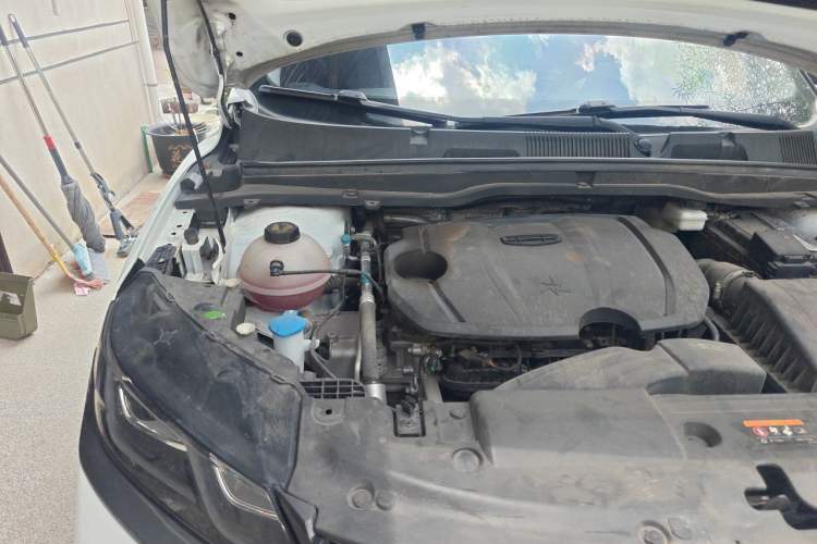 Used Geely Auto Coolray 2023 1.5T DCT Diamond Edition Engine Bay Right