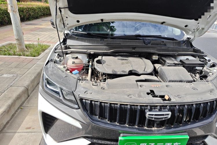 Used Geely Auto Coolray 2023 1.5T DCT Platinum Edition Engine Bay Right