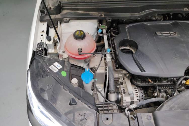 Used Geely Auto Coolray 2023 1.5T DCT Diamond Edition Engine Bay Right