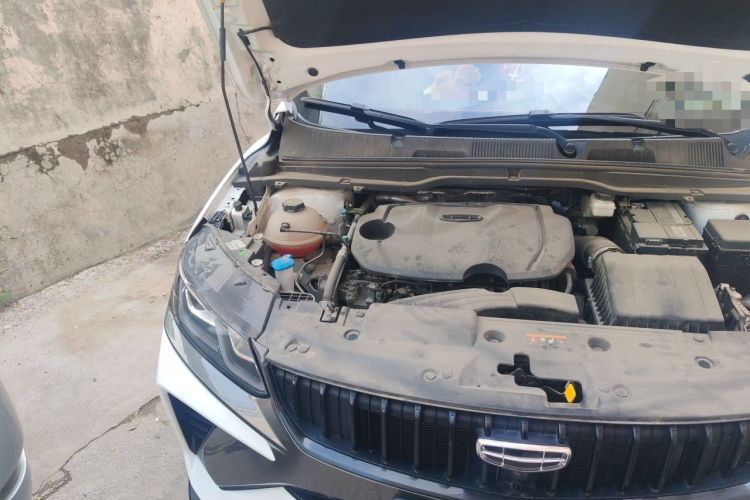 Used Geely Auto Coolray 2023 1.5T DCT Platinum Edition Engine Bay Right