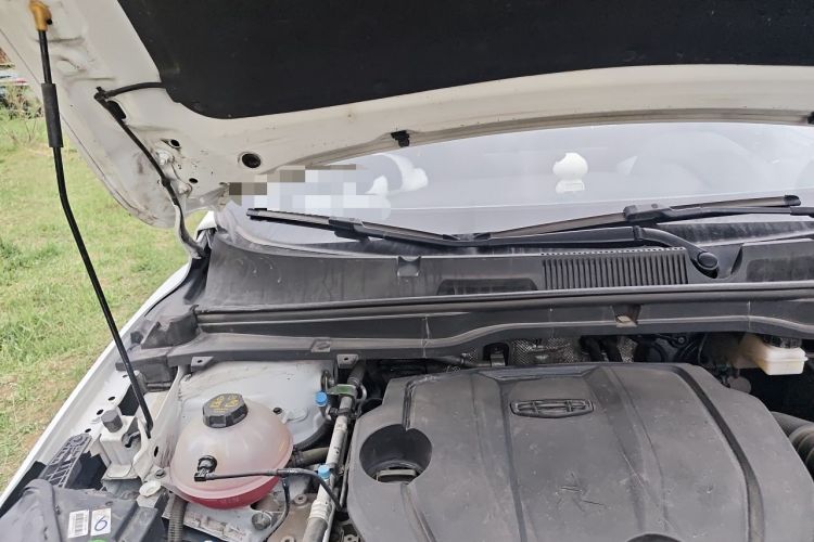 Used Geely Auto Coolray 2023 1.5T DCT Platinum Edition Engine Bay Right