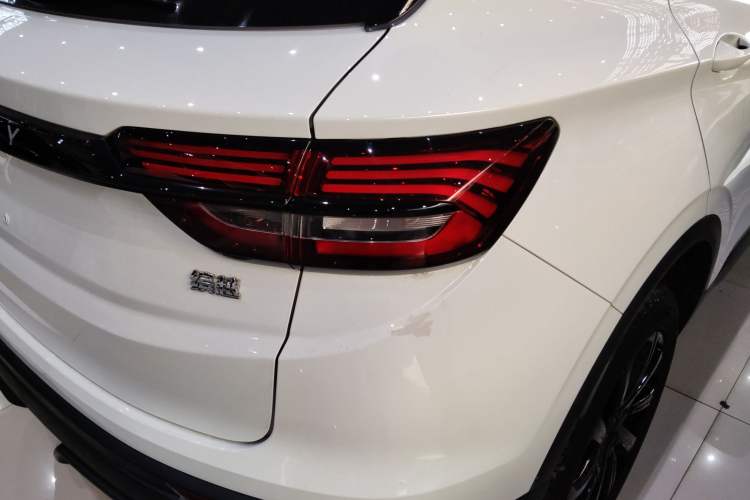 Used Geely Auto Coolray 2023 1.5T DCT Diamond Edition Exterior 3