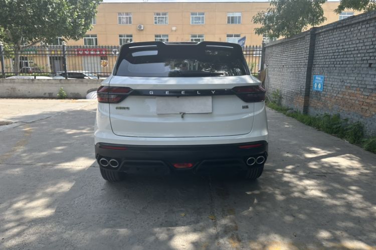 Used Geely Auto Coolray 2023 1.5T DCT Platinum Edition Exterior 3