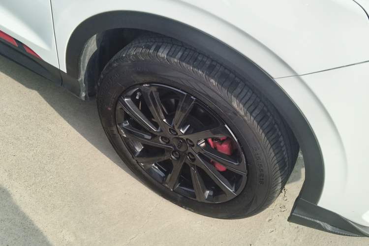 Used Geely Auto Coolray 2023 1.5T DCT Diamond Edition Exterior 4