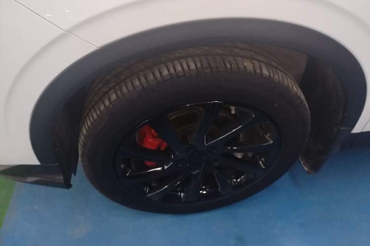 Used Geely Auto Coolray 2023 1.5T DCT Diamond Edition Exterior 4