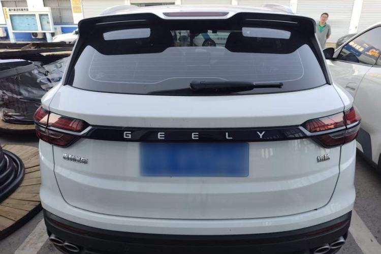 Used Geely Auto Coolray 2023 1.5T DCT Platinum Edition Exterior 4