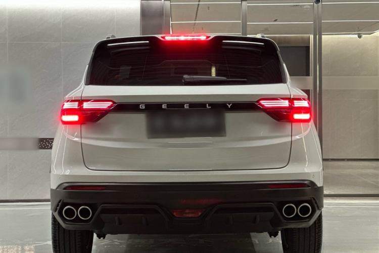 Used Geely Auto Coolray 2023 1.5T DCT Platinum Edition Exterior 4