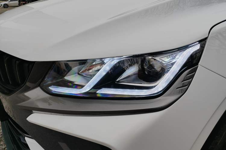Used Geely Auto Coolray 2023 1.5T DCT Platinum Edition Exterior 7