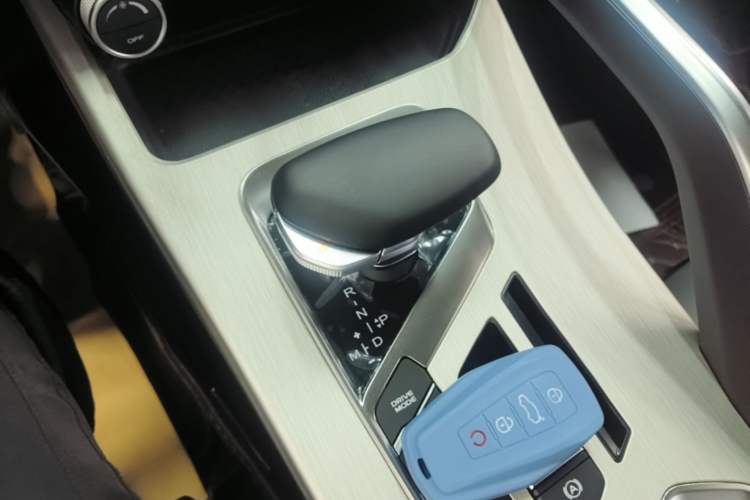 Used Geely Auto Coolray 2023 1.5T DCT Diamond Edition Gear Lever