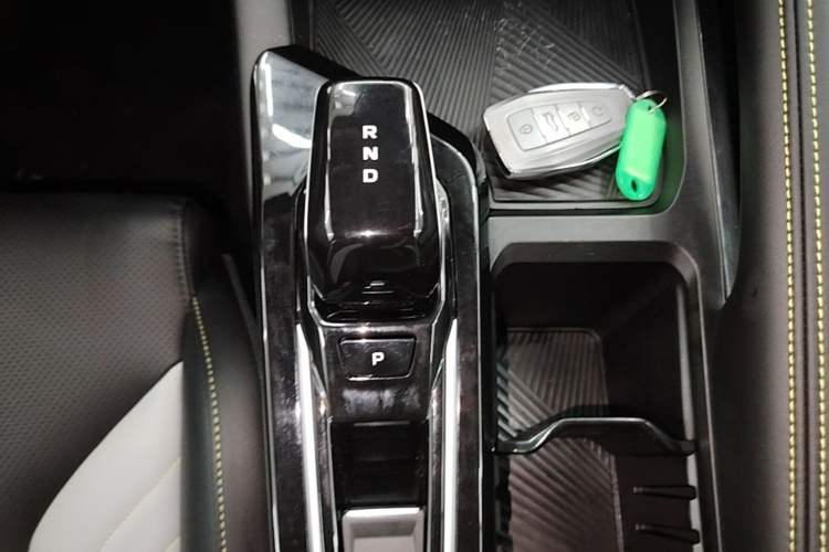 Used Geely Auto Coolray 2023 Bin Yue COOL 1.5TD DCT Champion Edition Gear Lever