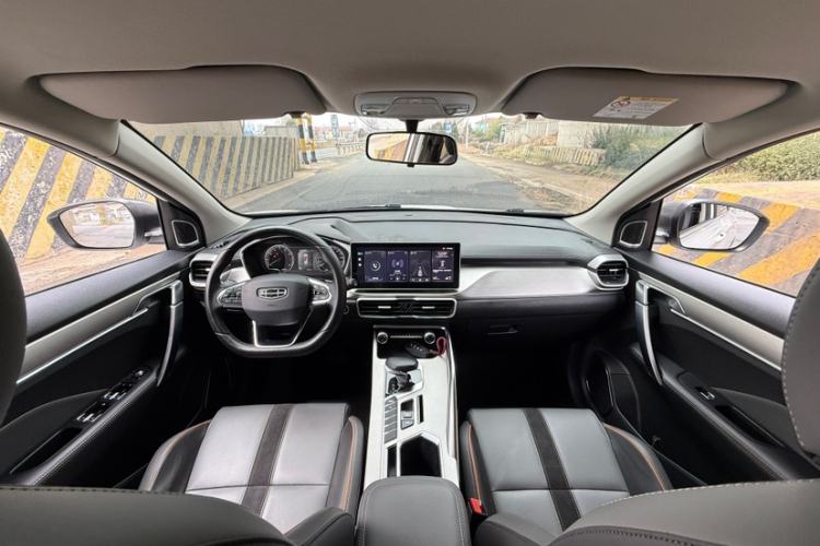 Used Geely Auto Coolray 2023 1.5T DCT Platinum Edition Interior 1
