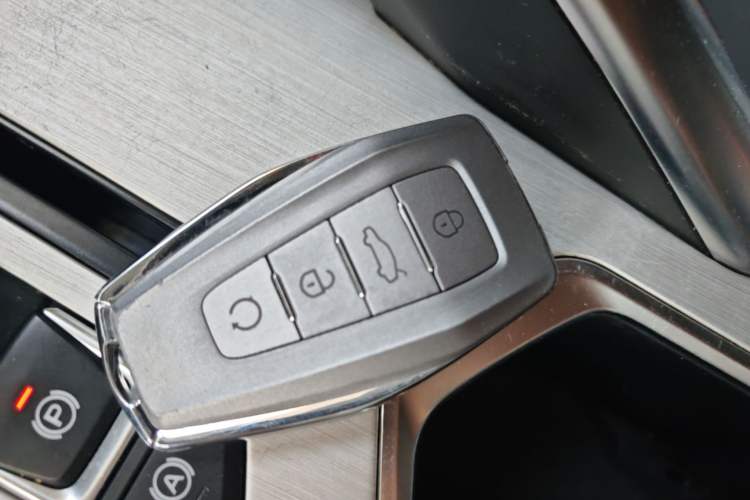 Used Geely Auto Coolray 2023 1.5T DCT Diamond Edition Interior 1