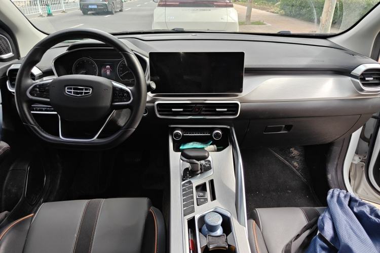 Used Geely Auto Coolray 2023 1.5T DCT Platinum Edition Interior 2