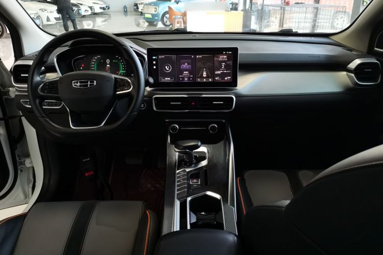Used Geely Auto Coolray 2023 1.5T DCT Diamond Edition Interior 2