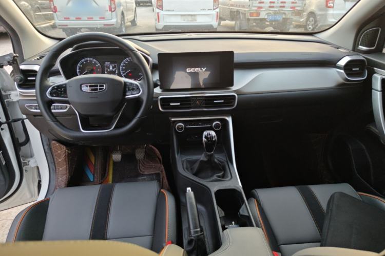 Used Geely Auto Coolray 2023 1.4T Manual Gold Edition Interior 2